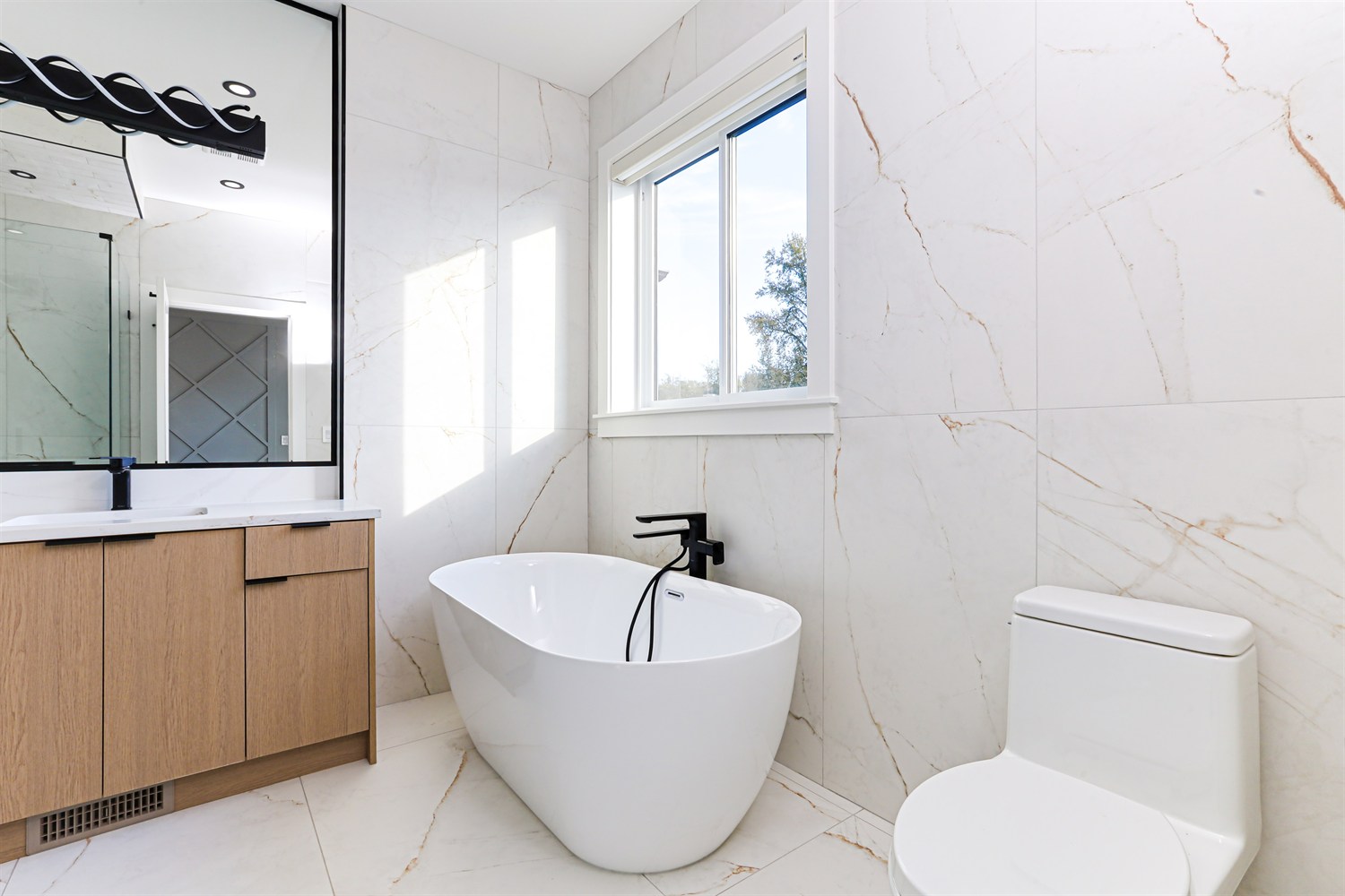 Property photo 130