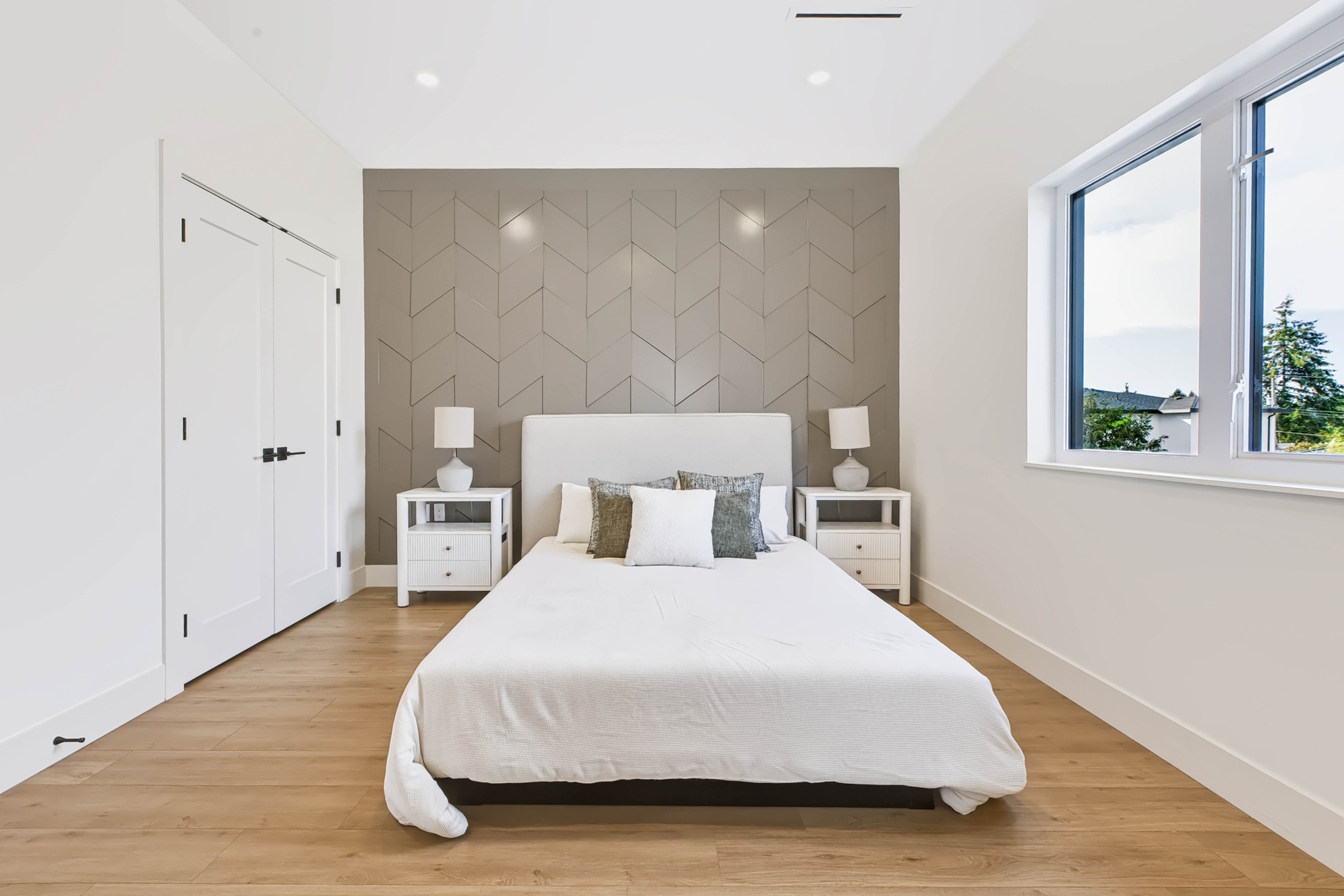 Property photo 124