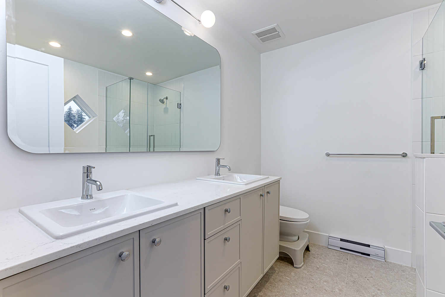 Property photo 126