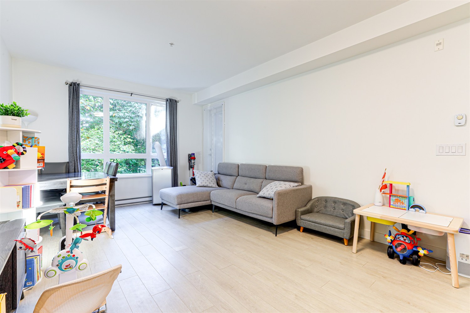 Property photo 102