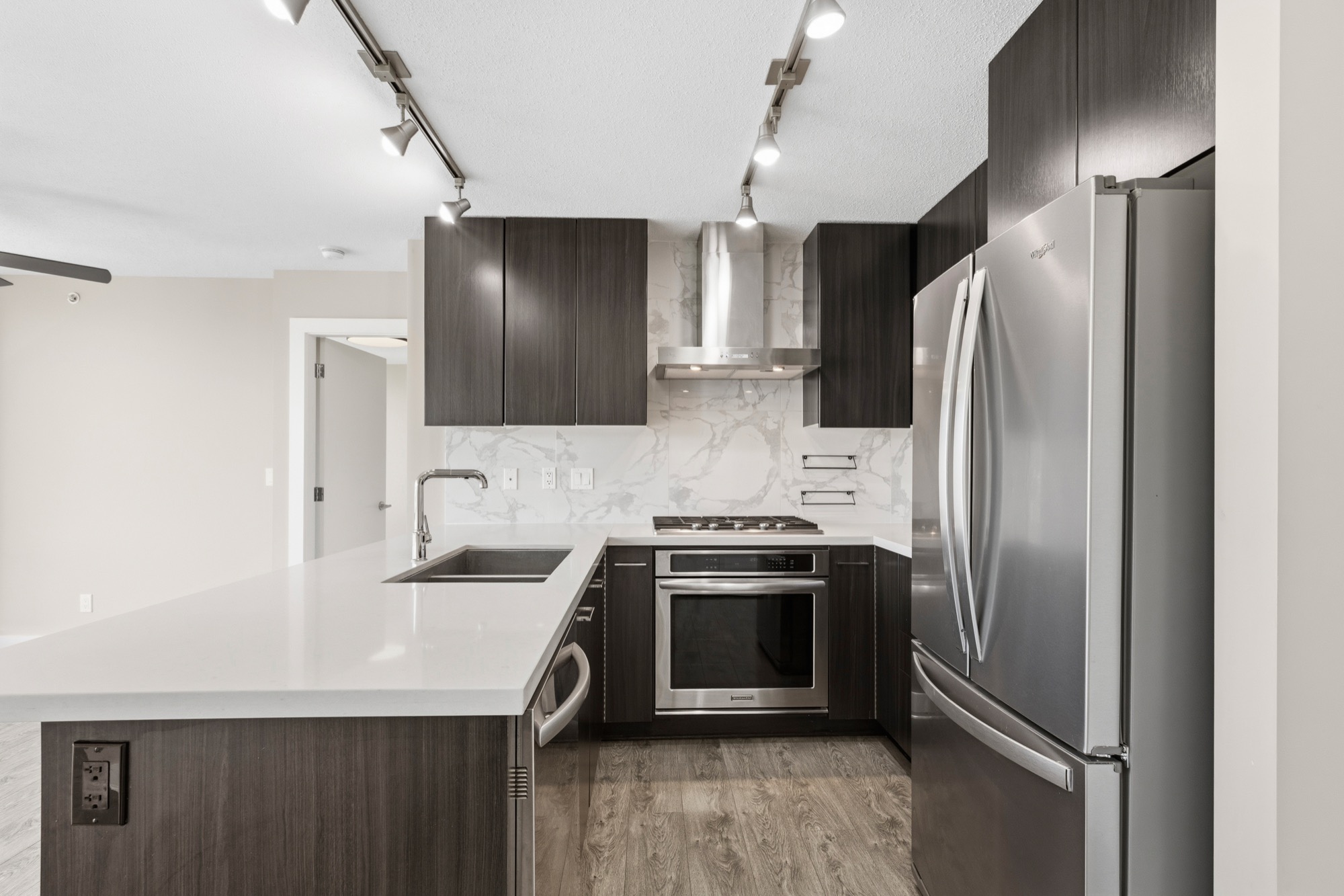Property photo 112