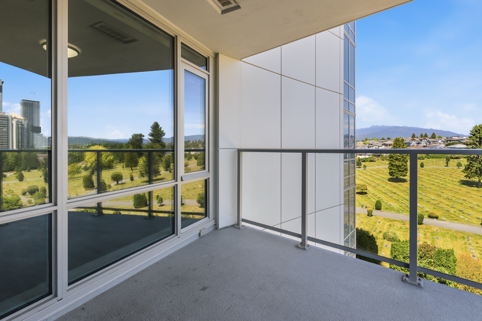 Property photo 123