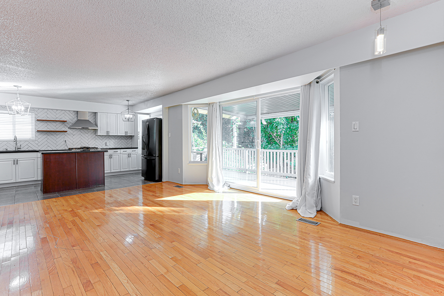 Property photo 111