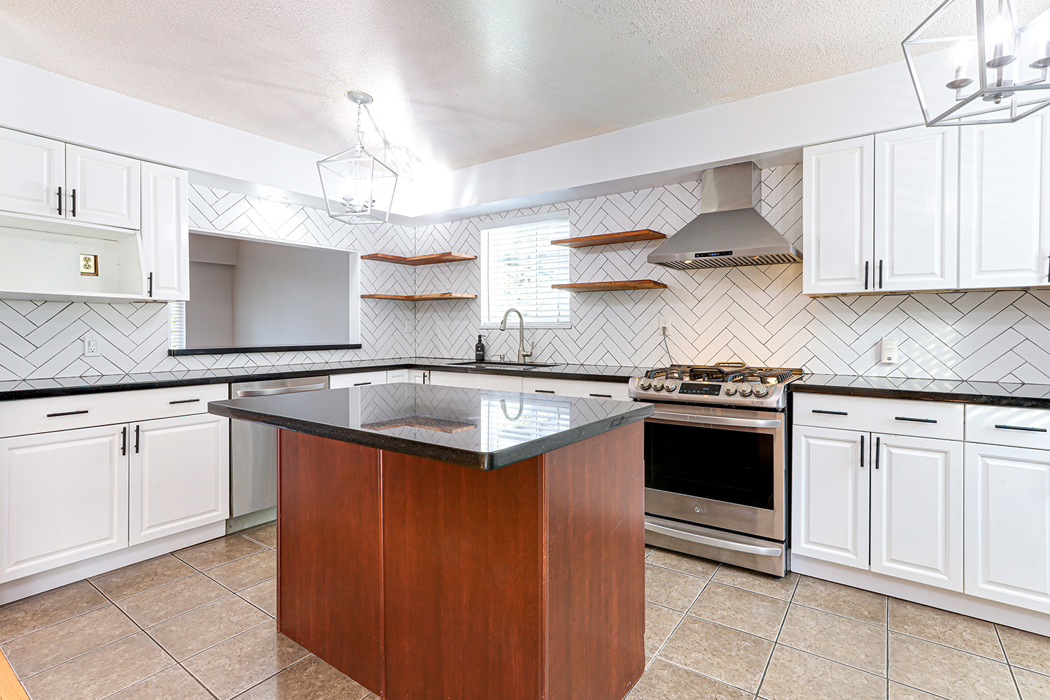 Property photo 118