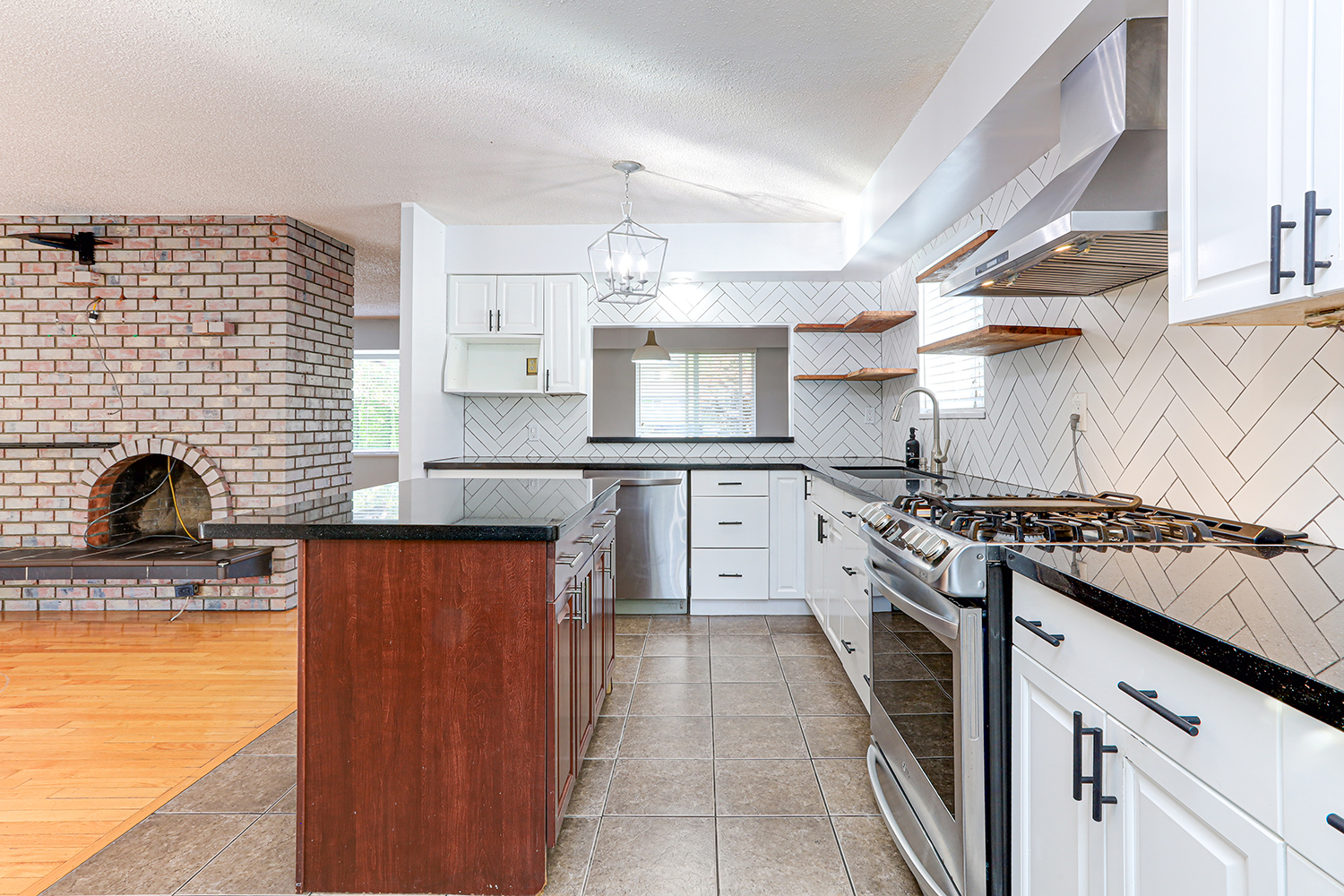 Property photo 122