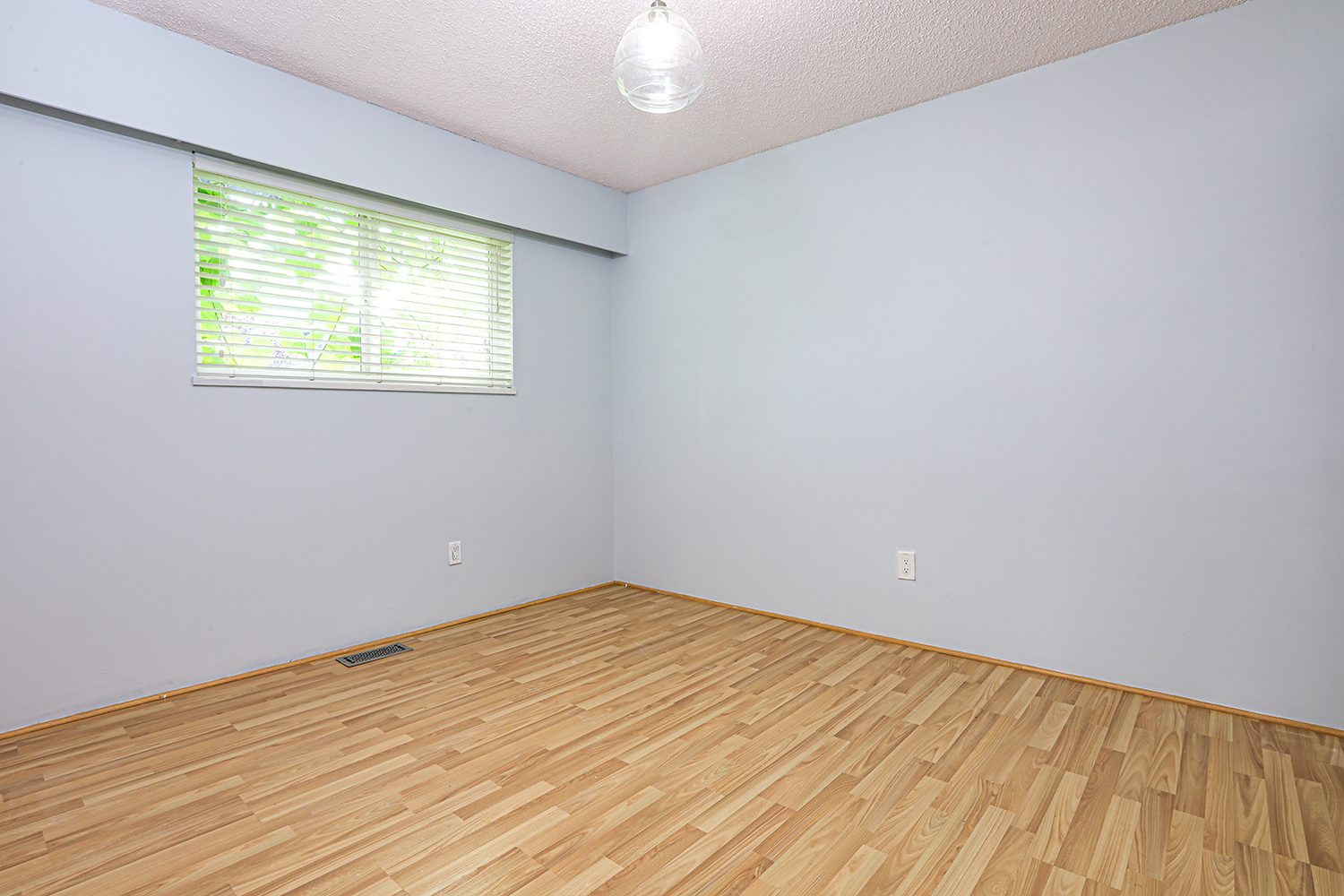 Property photo 130