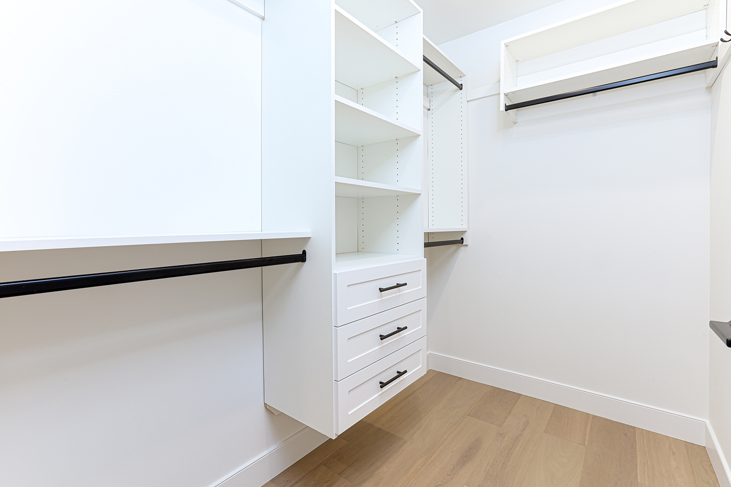 Property photo 142