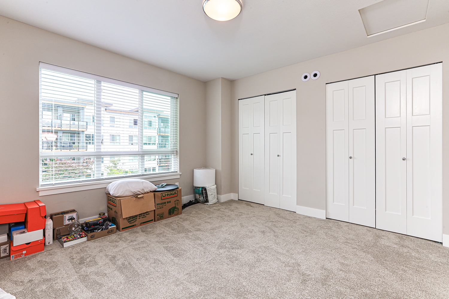 Property photo 125