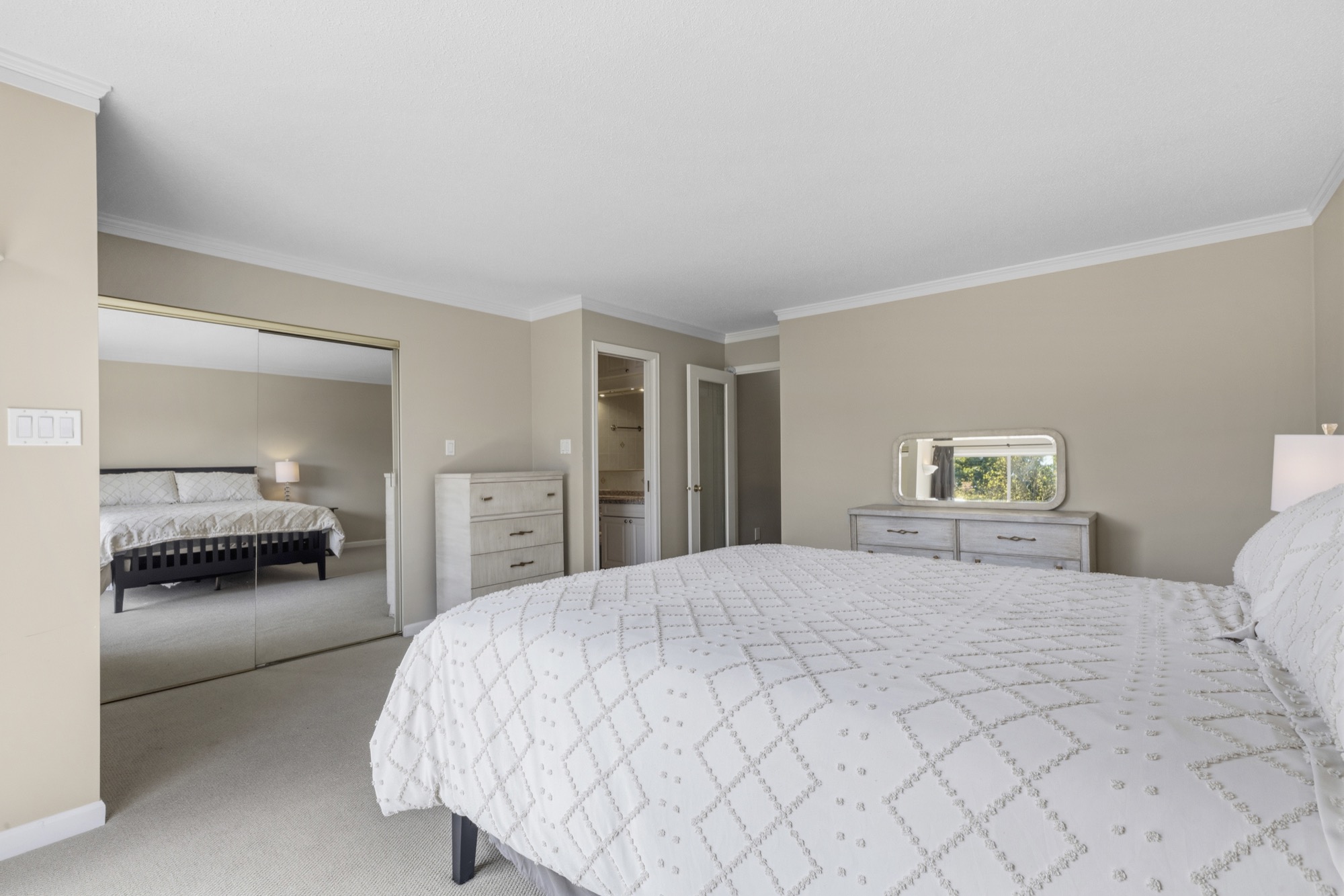Property photo 123