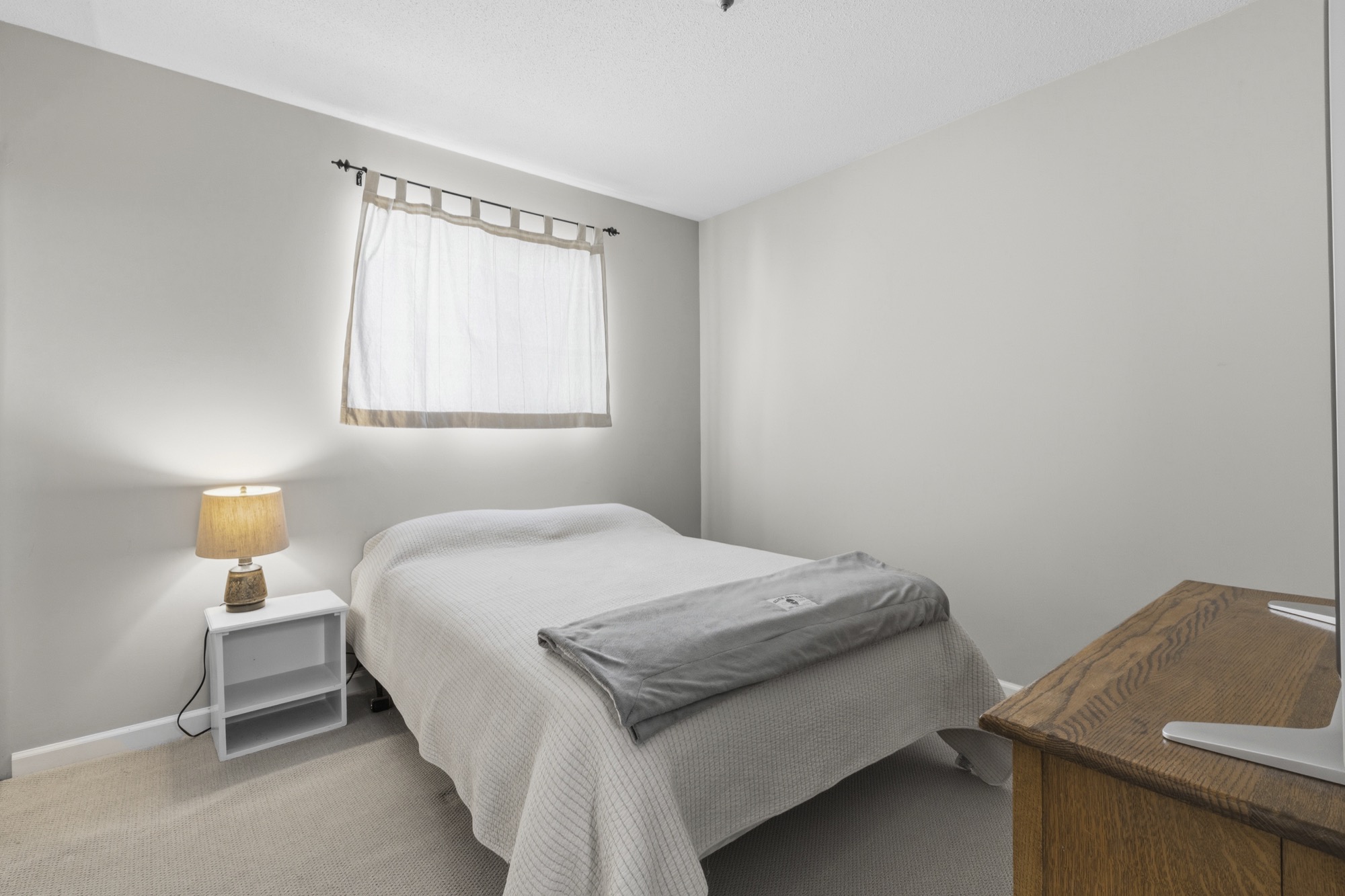Property photo 128