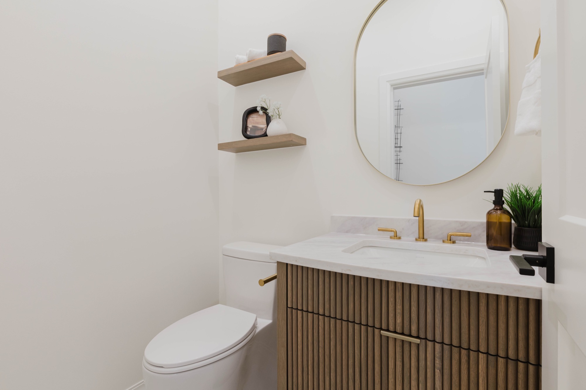 Property photo 123