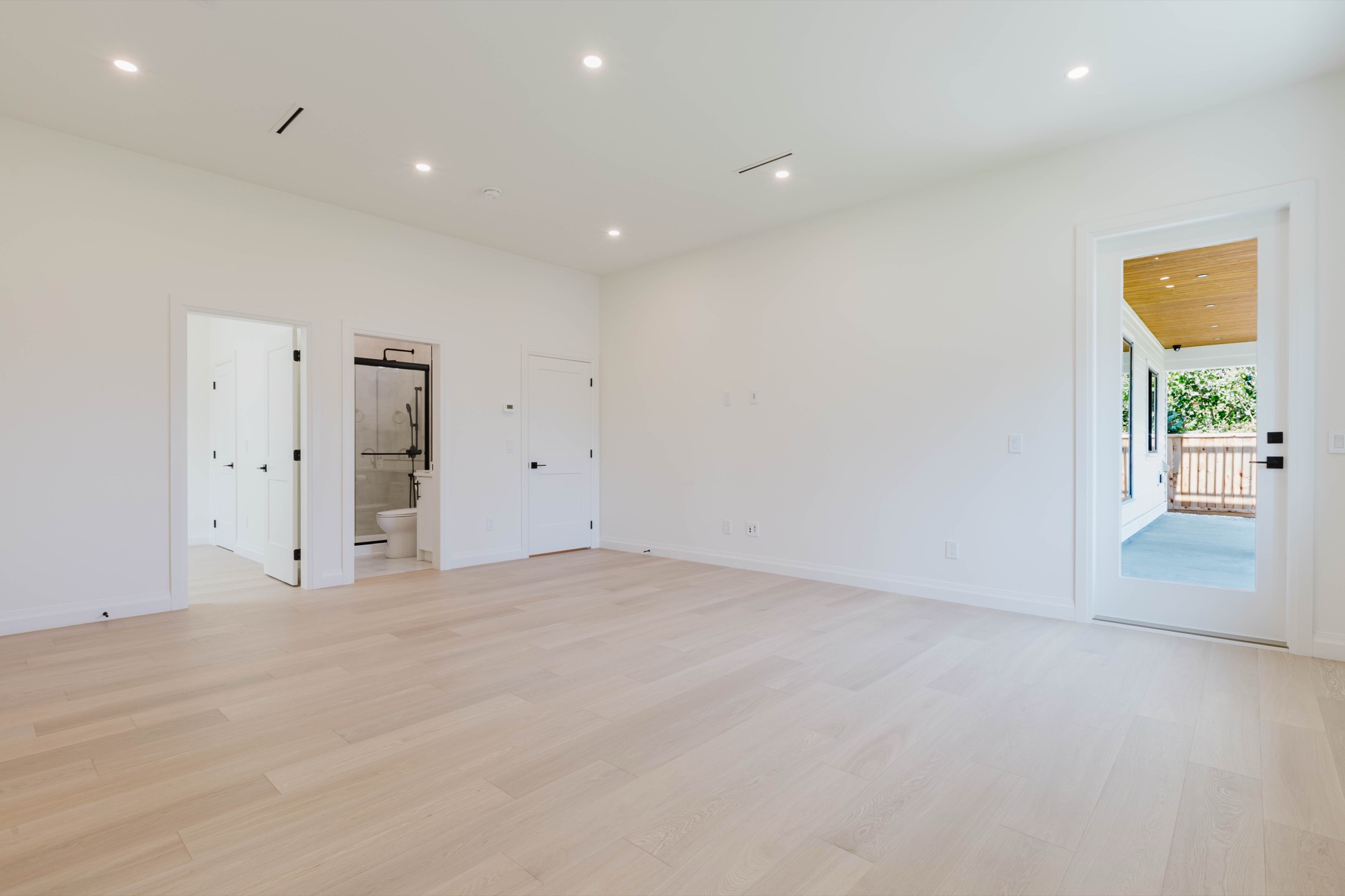 Property photo 127