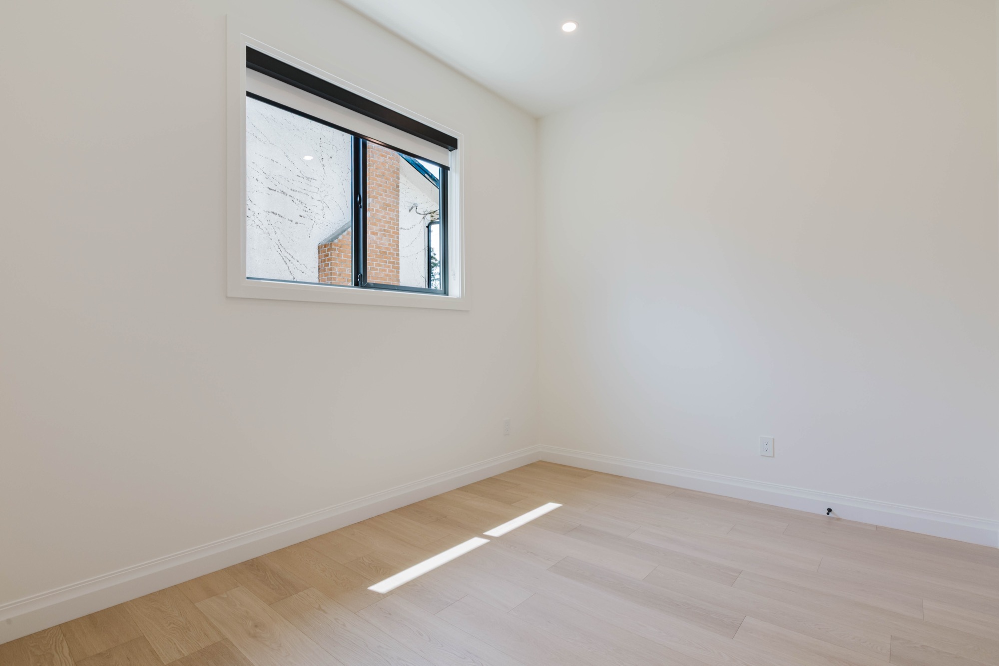 Property photo 128