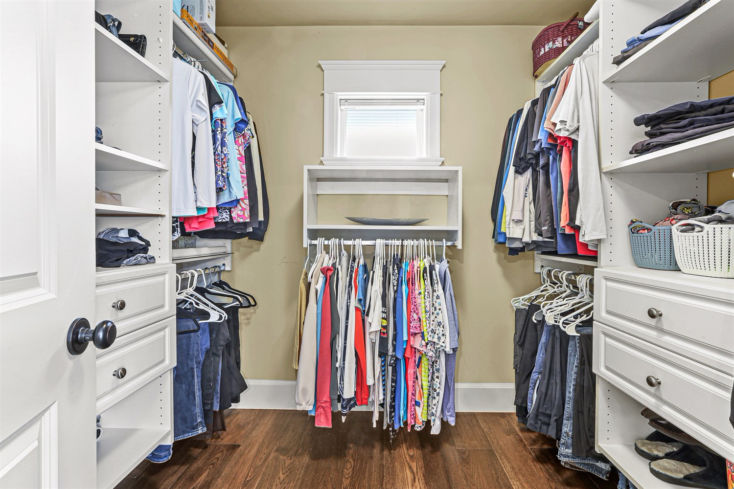 Property photo 126