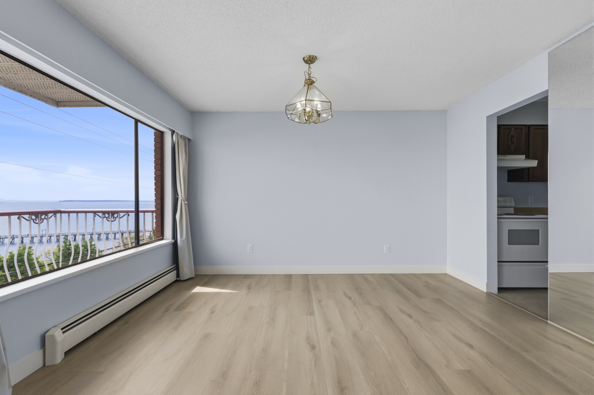 Property photo 111