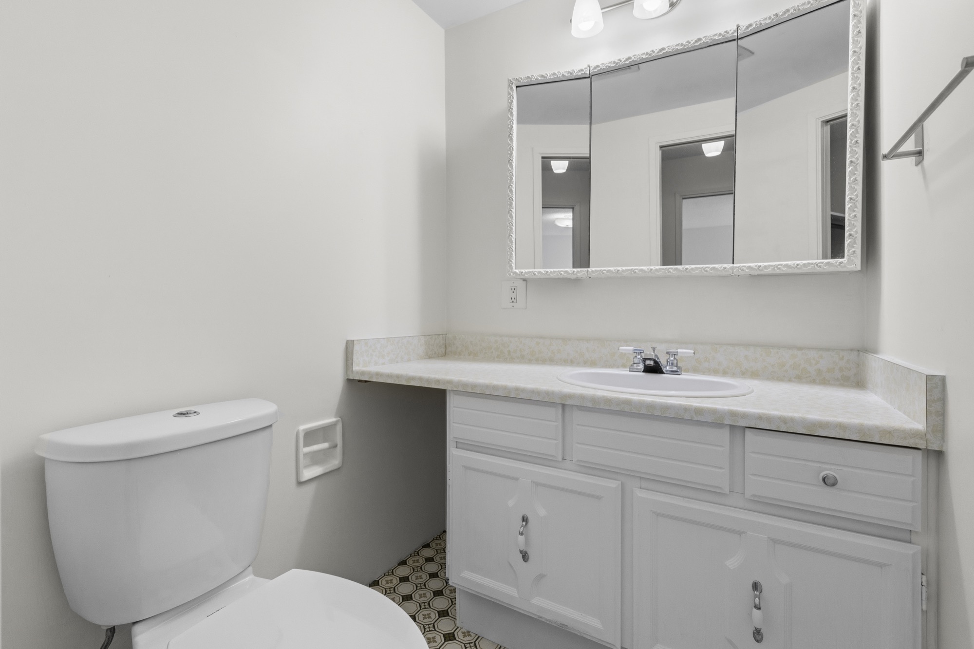 Property photo 121