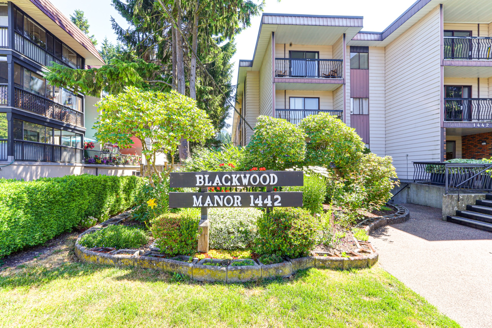 Property photo 102