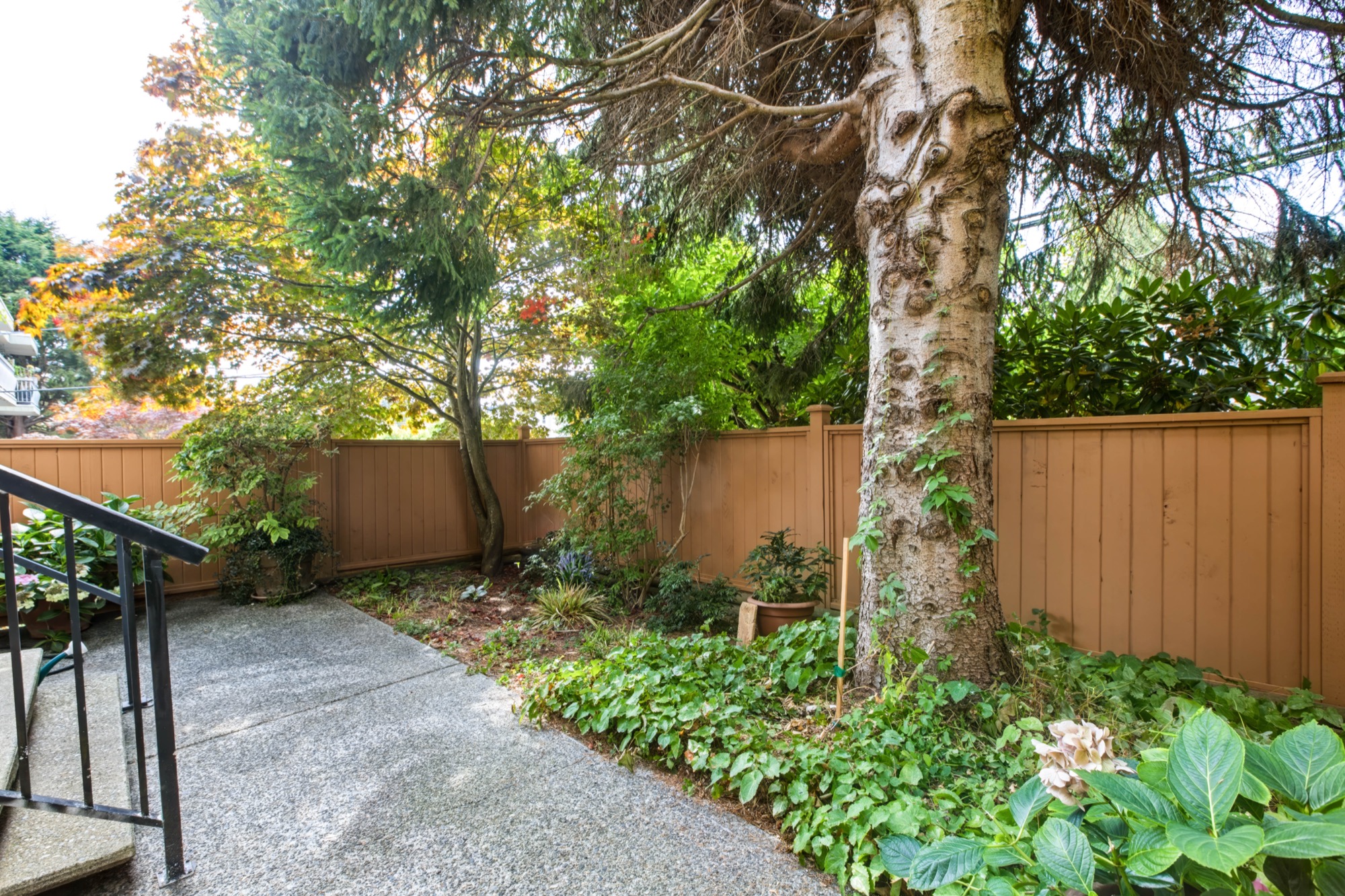 Property photo 122