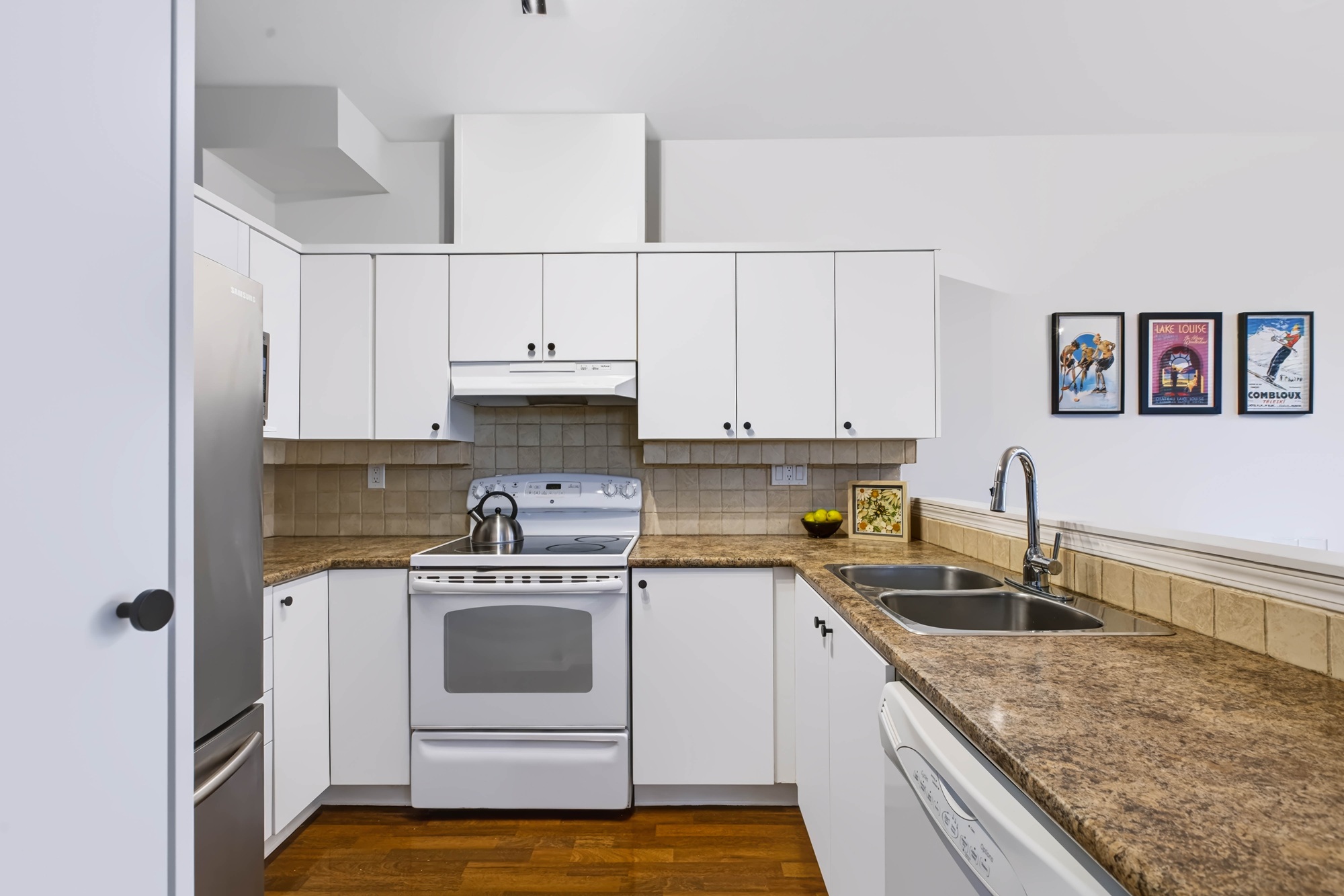 Property photo 116