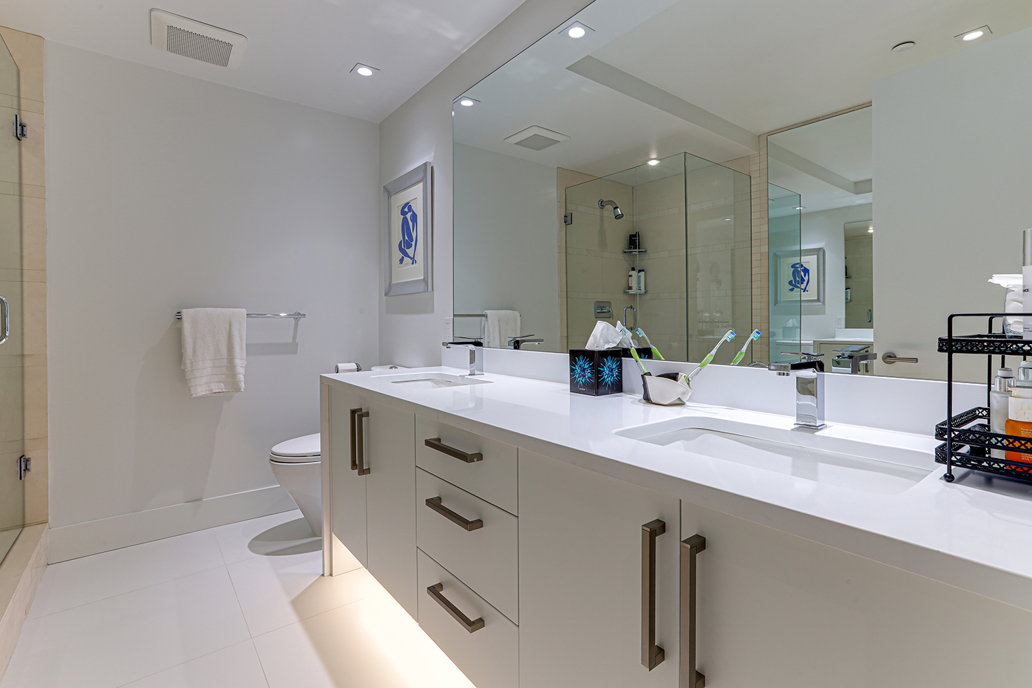 Property photo 128