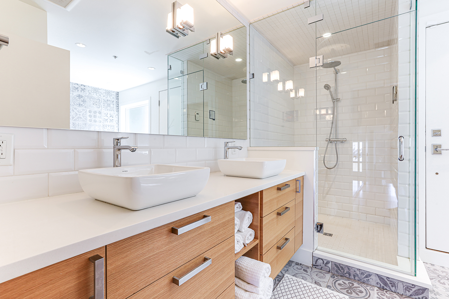 Property photo 128