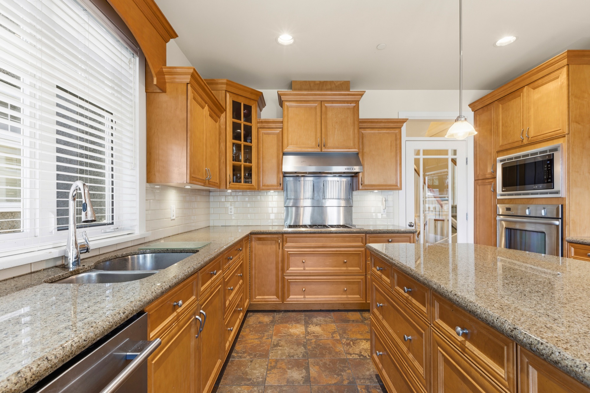Property photo 109