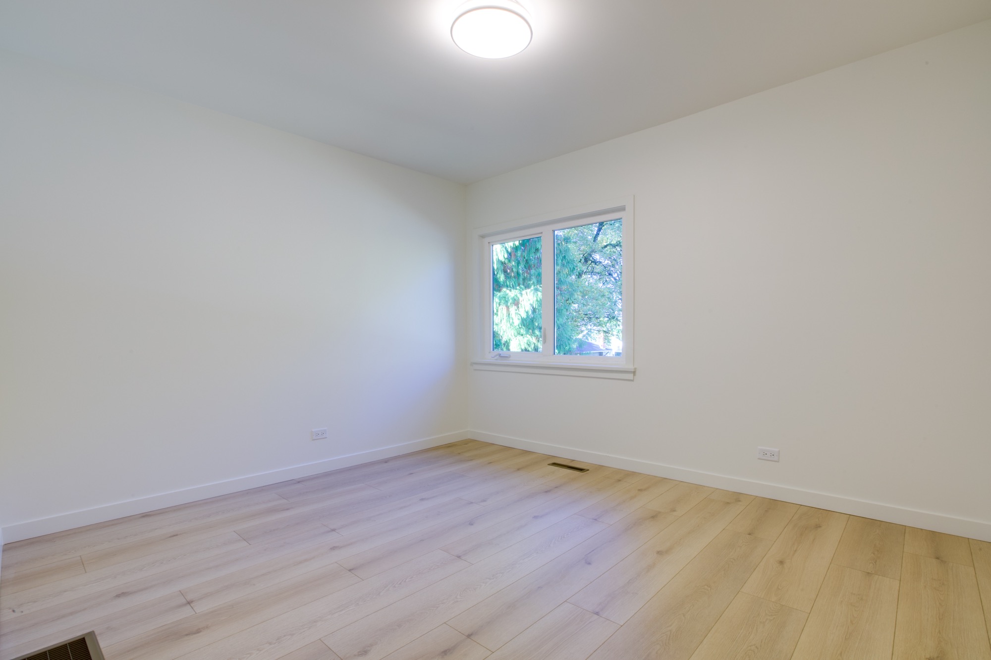 Property photo 115
