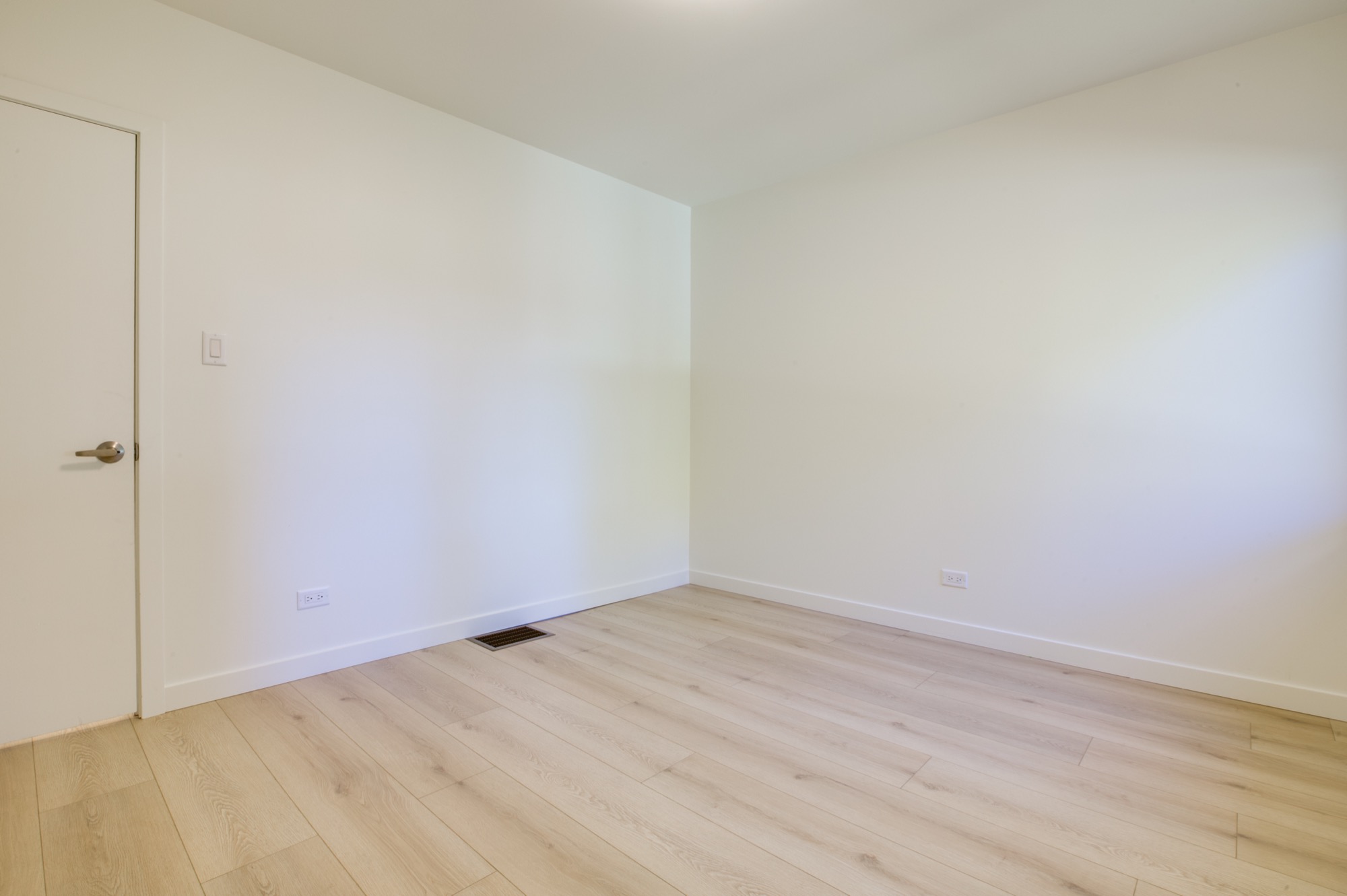 Property photo 116