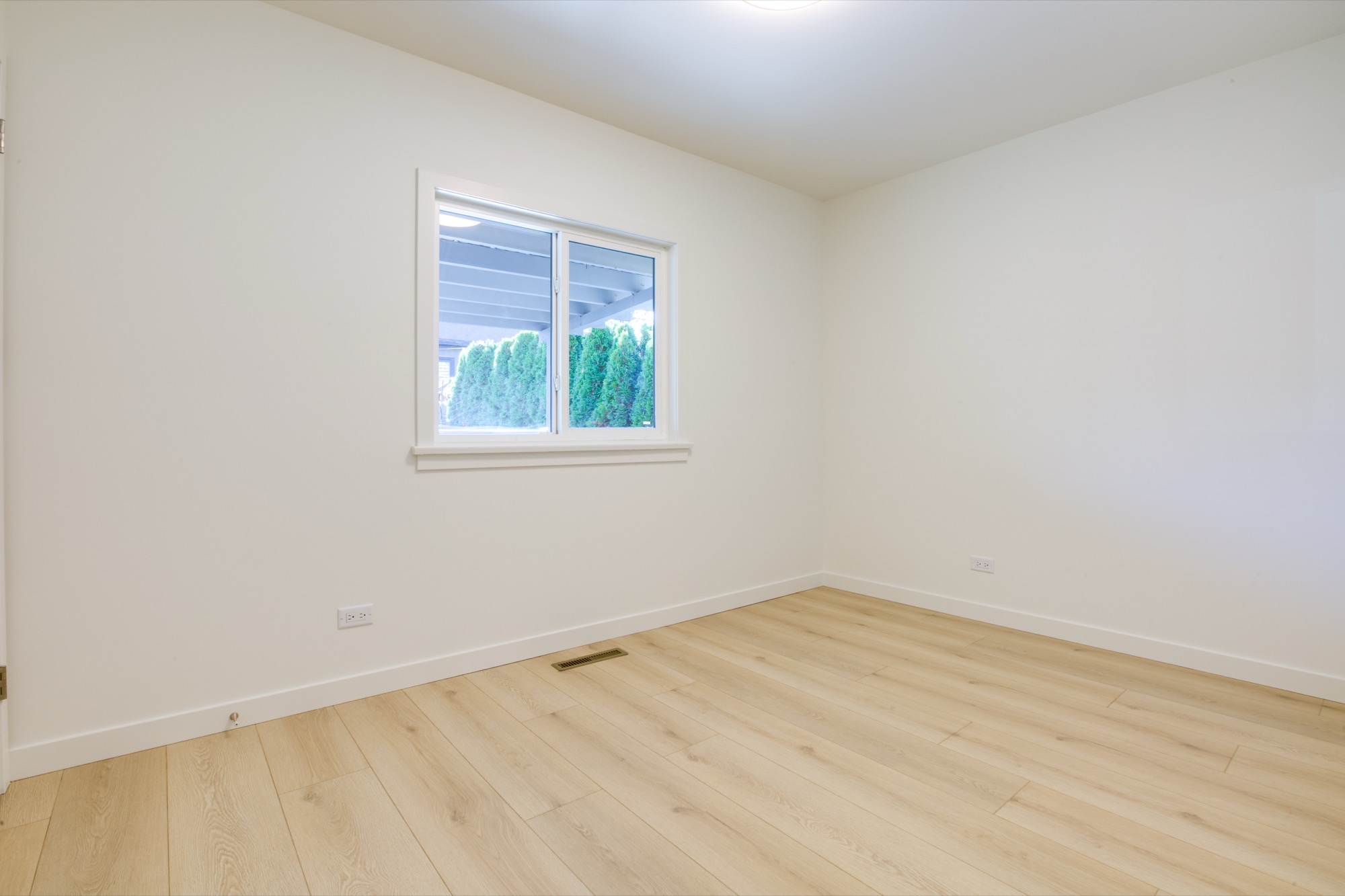 Property photo 118