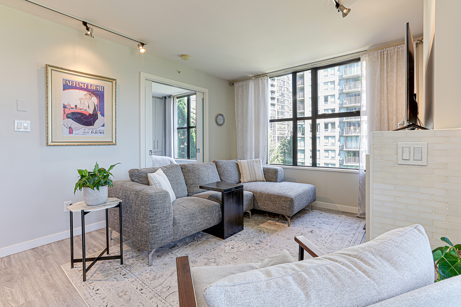 Property photo 104