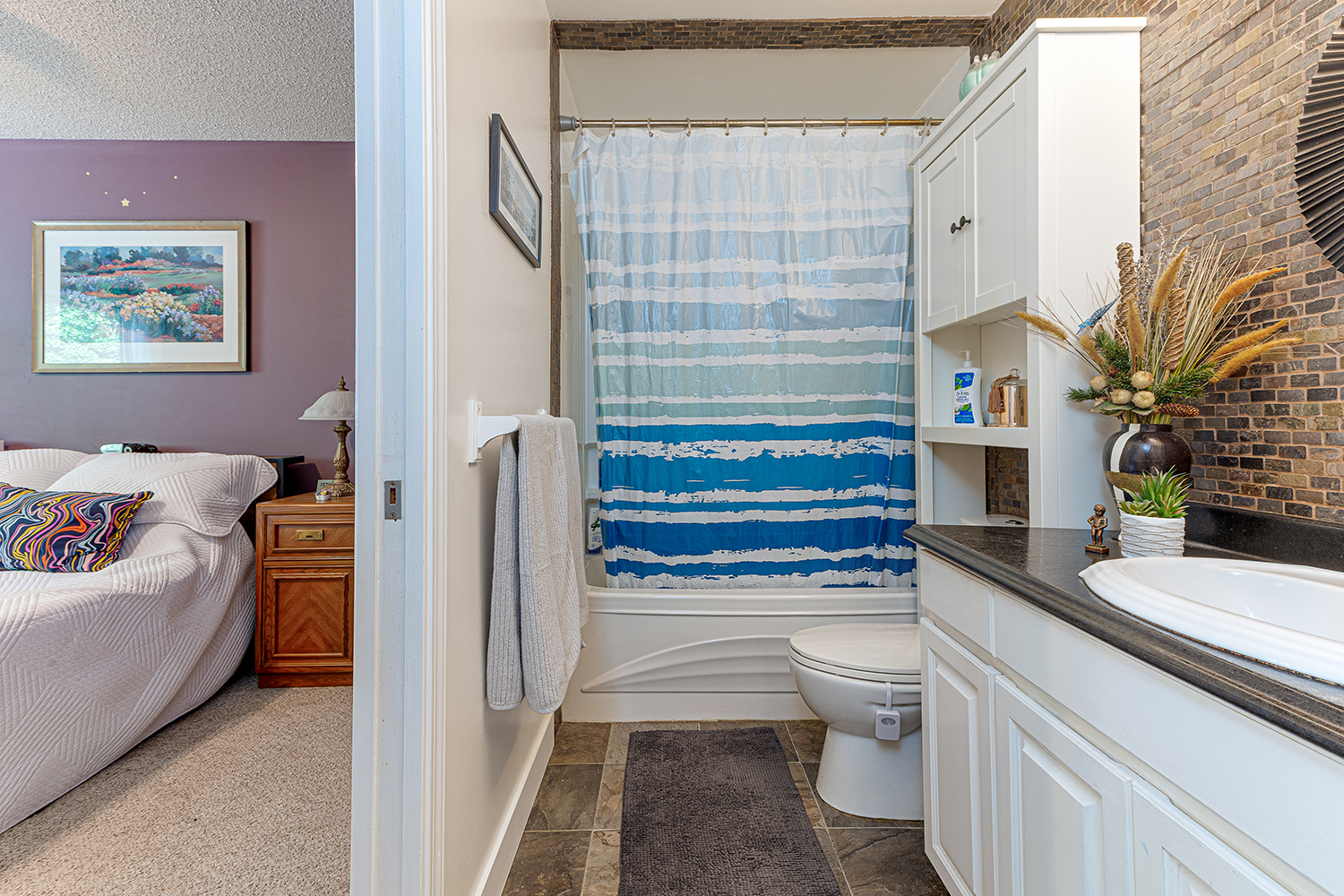 Property photo 122