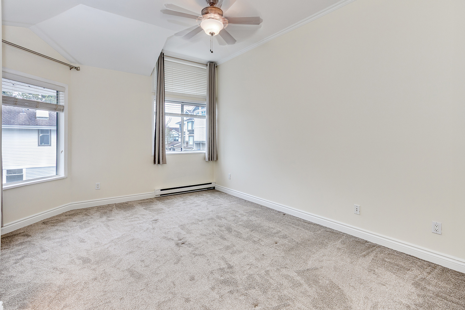 Property photo 126
