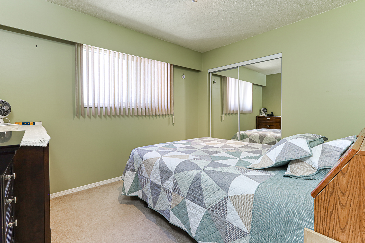 Property photo 128