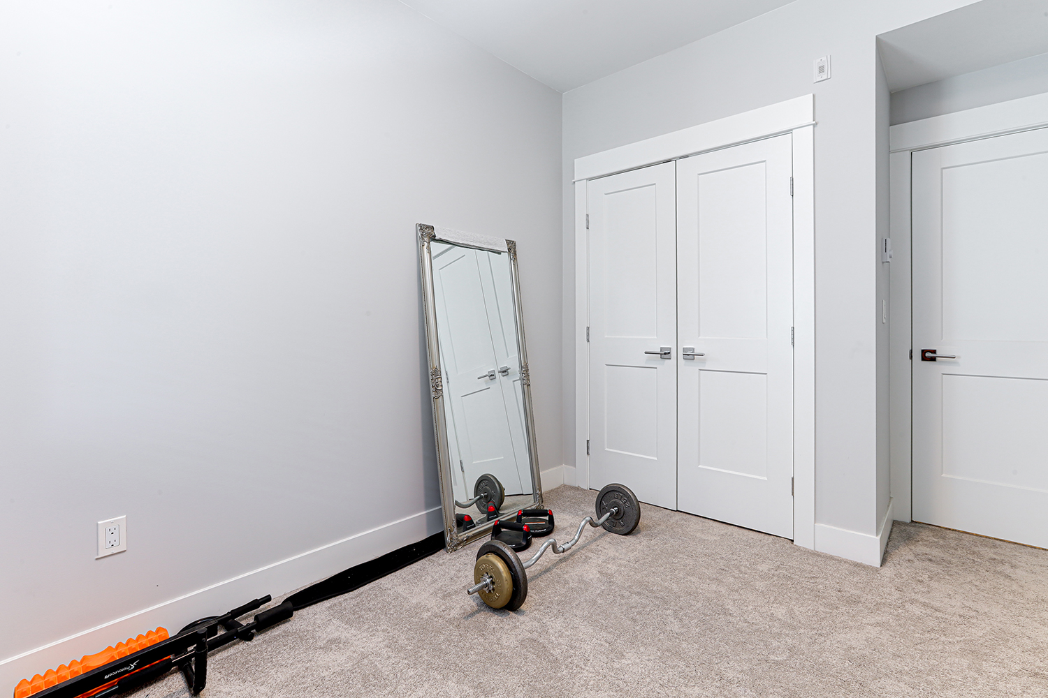 Property photo 125