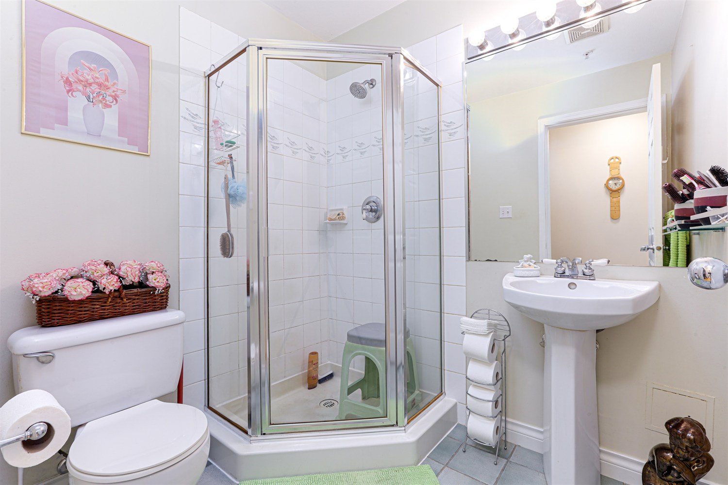 Property photo 123