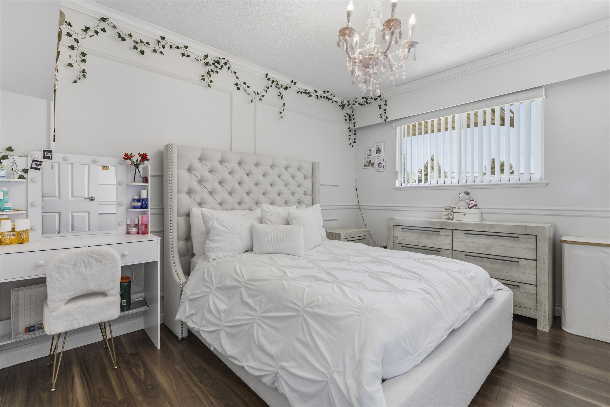 Property photo 124