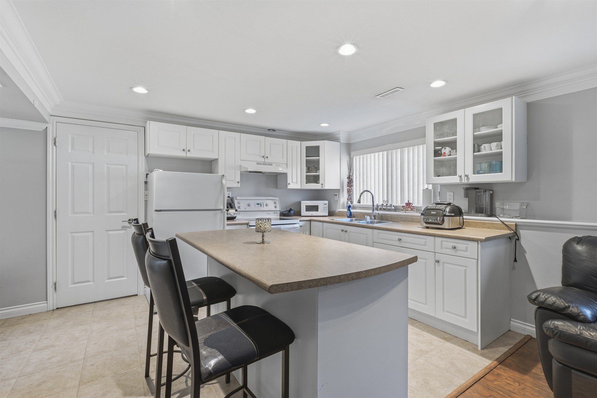 Property photo 131