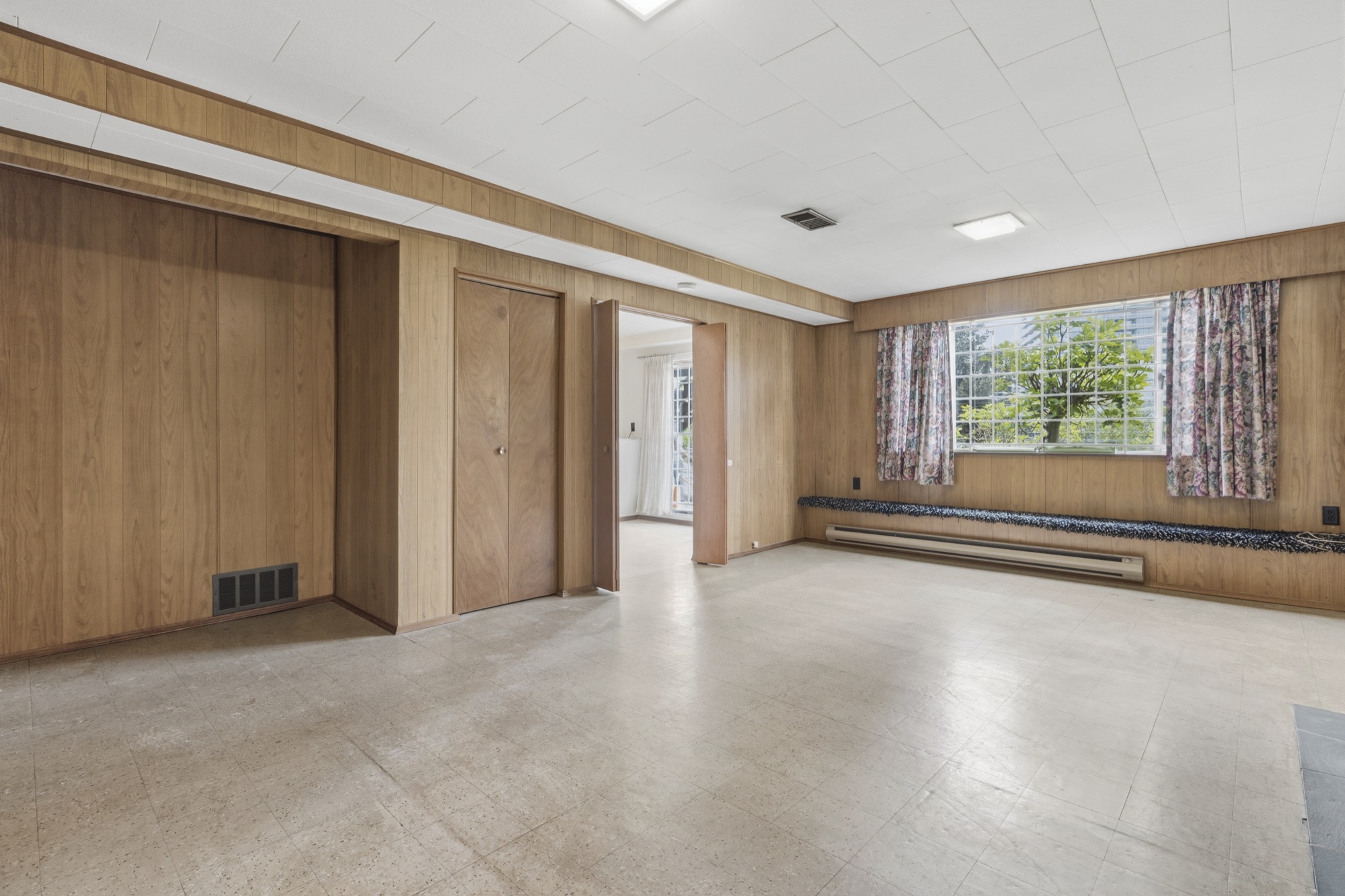 Property photo 125