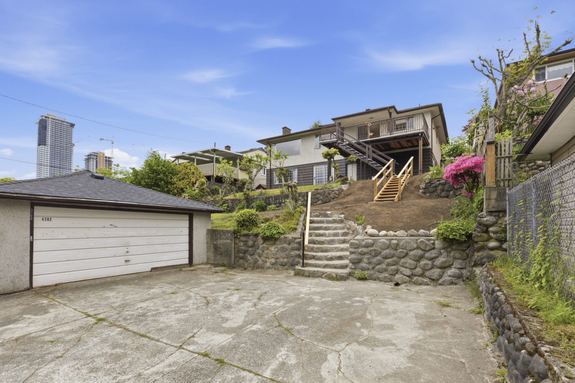 Property photo 141