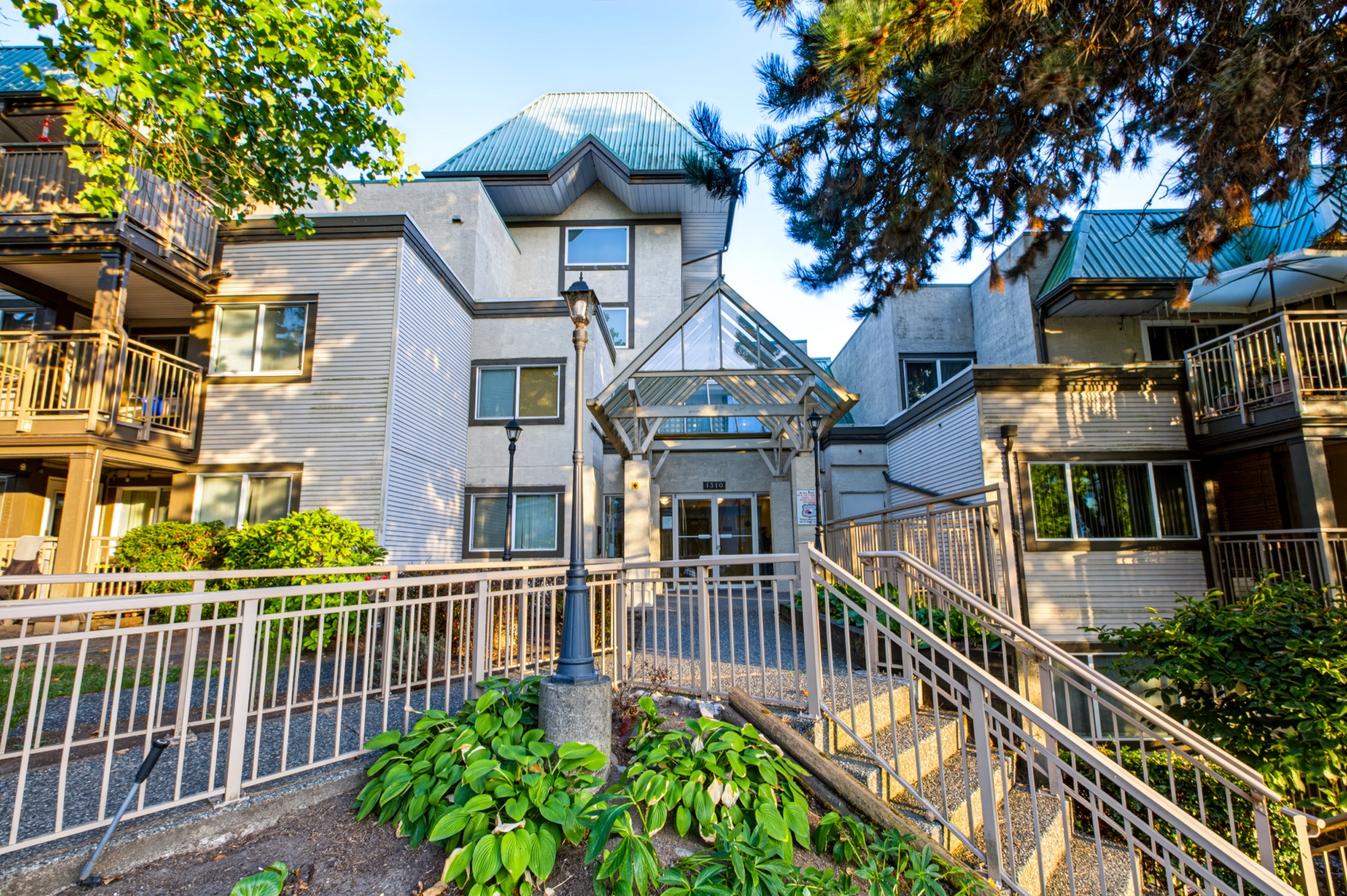 Property photo 100