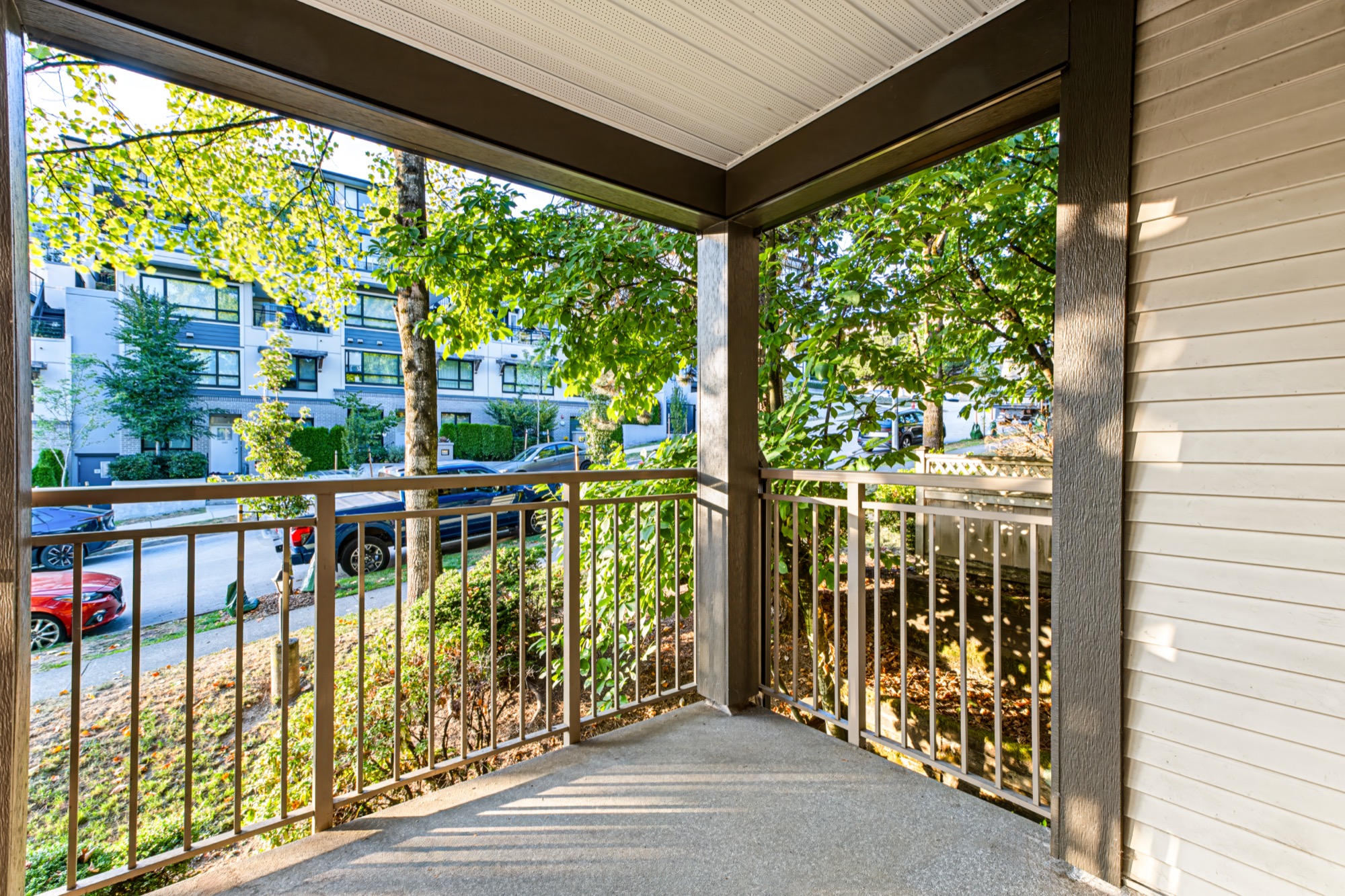 Property photo 123