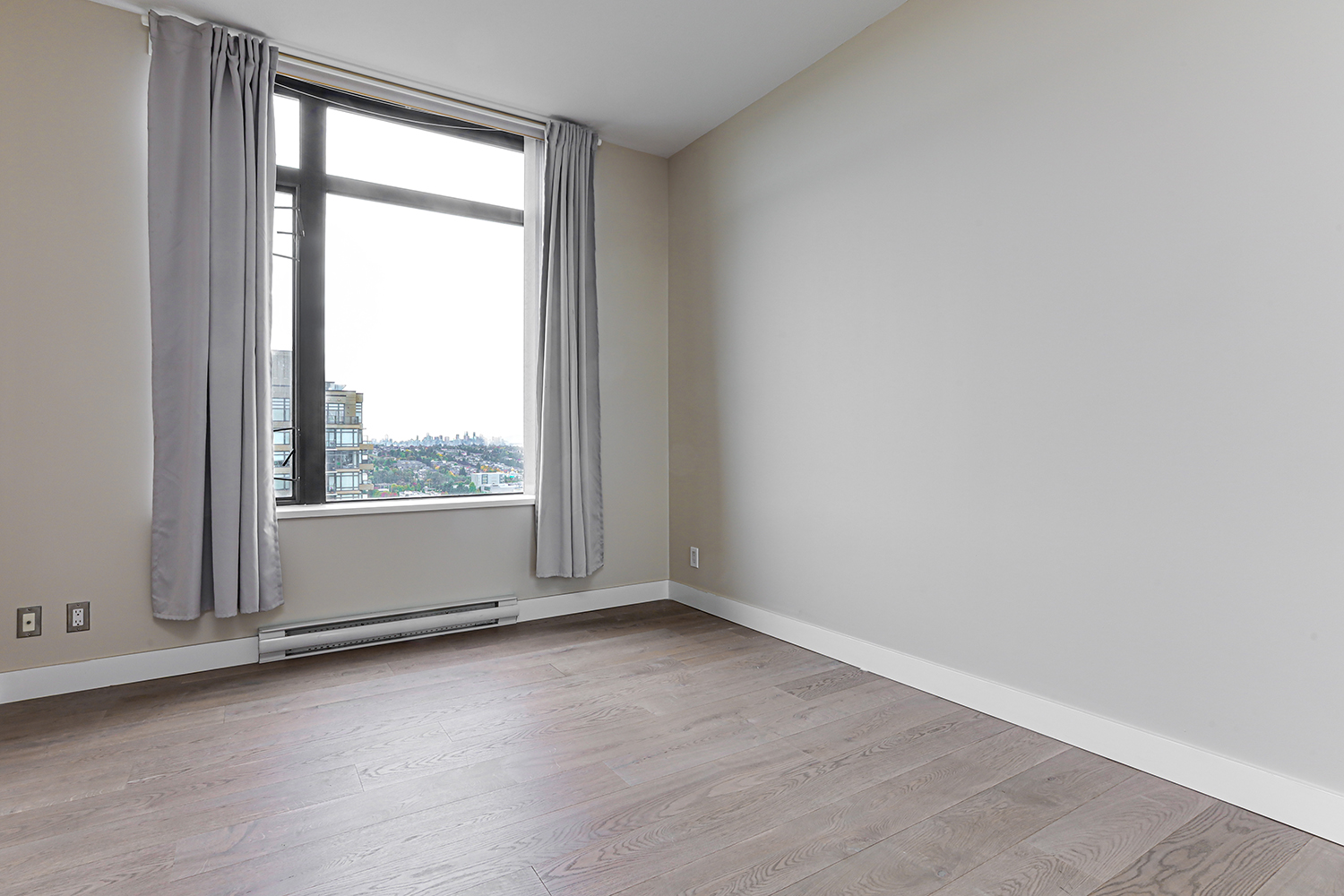 Property photo 124