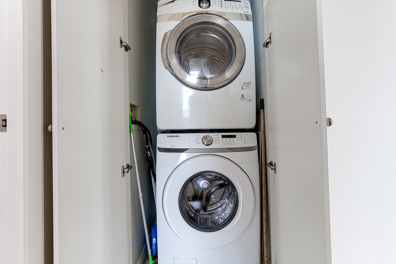Property photo 128