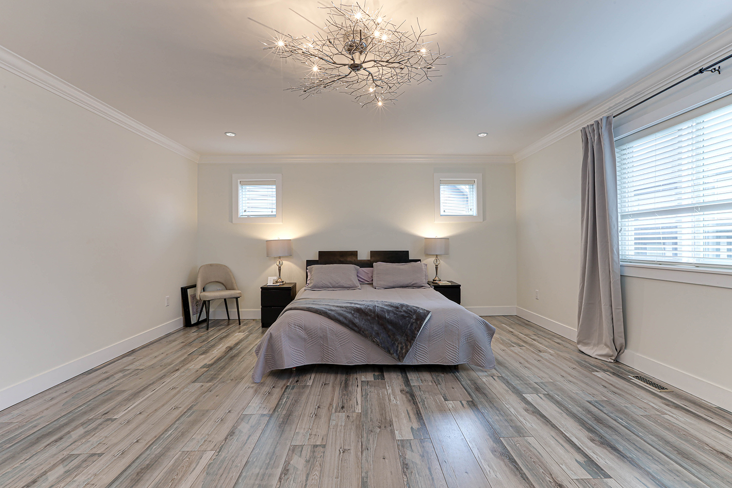 Property photo 125