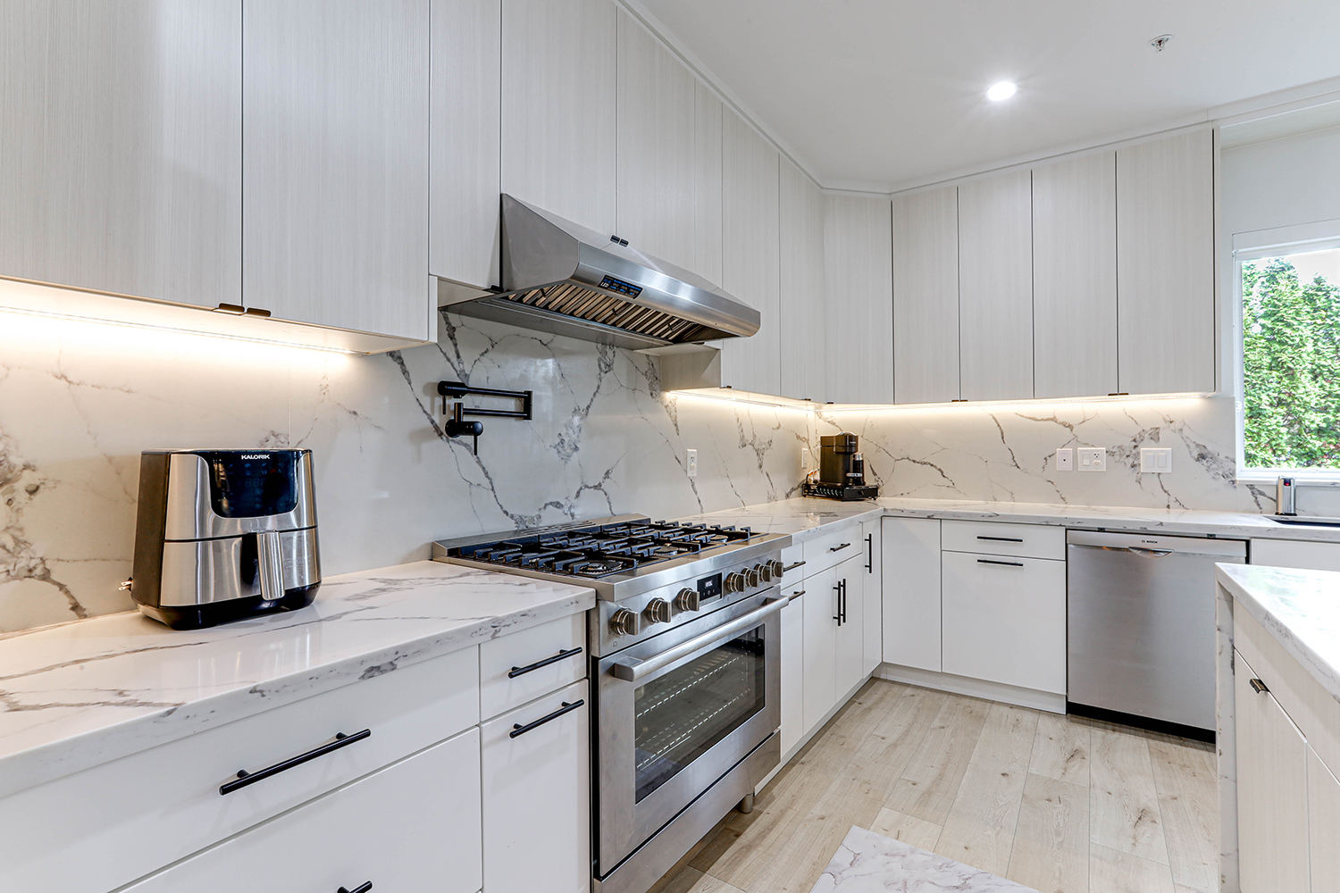 Property photo 122