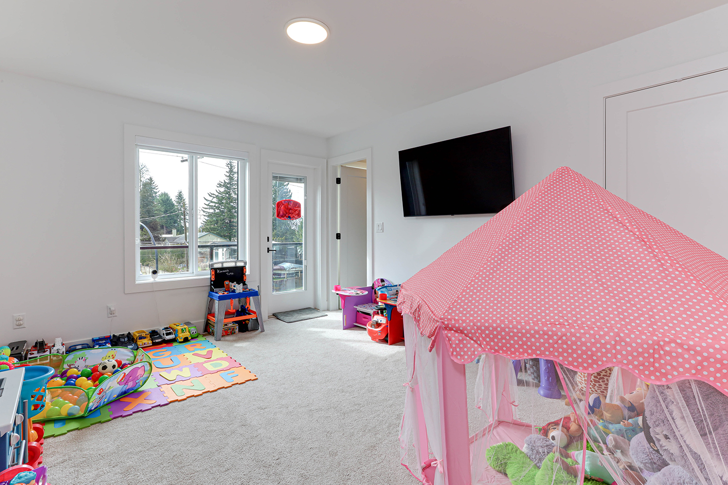 Property photo 146