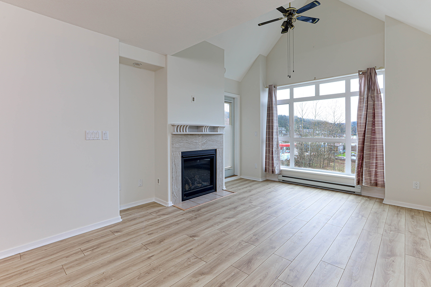 Property photo 102
