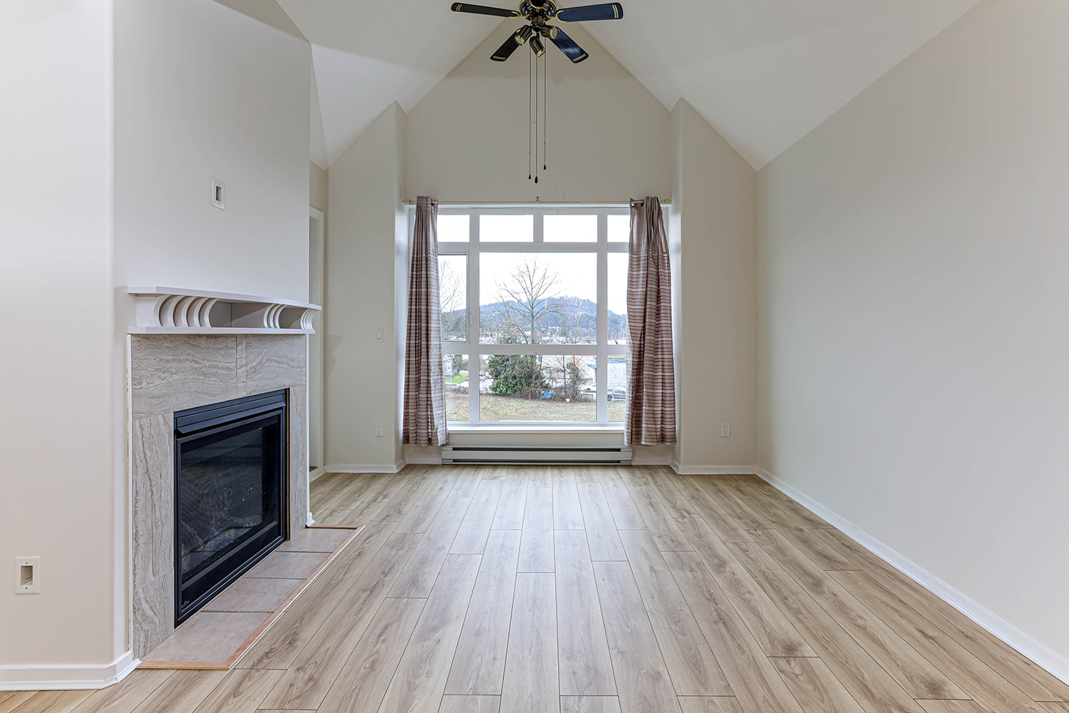 Property photo 104