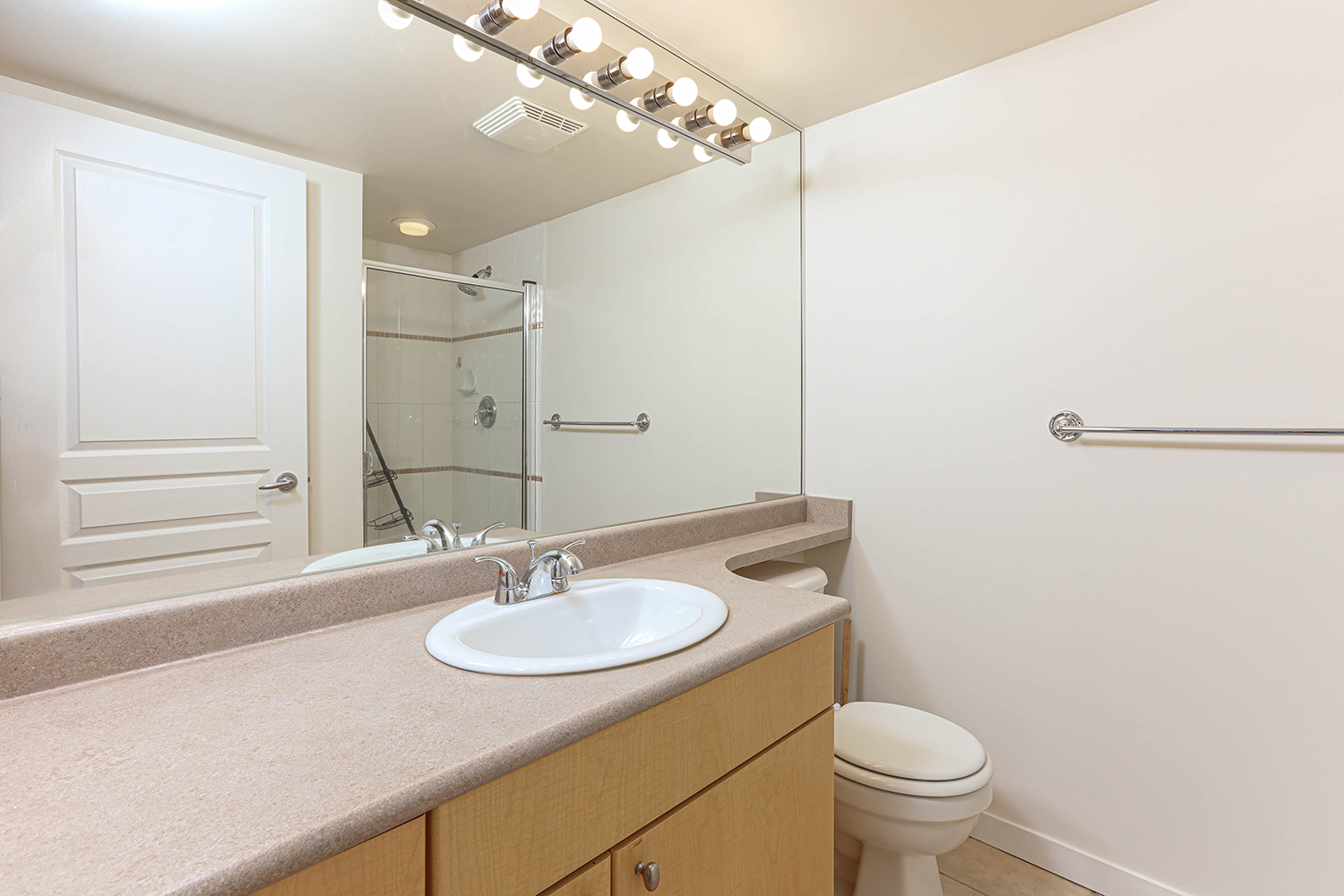 Property photo 122