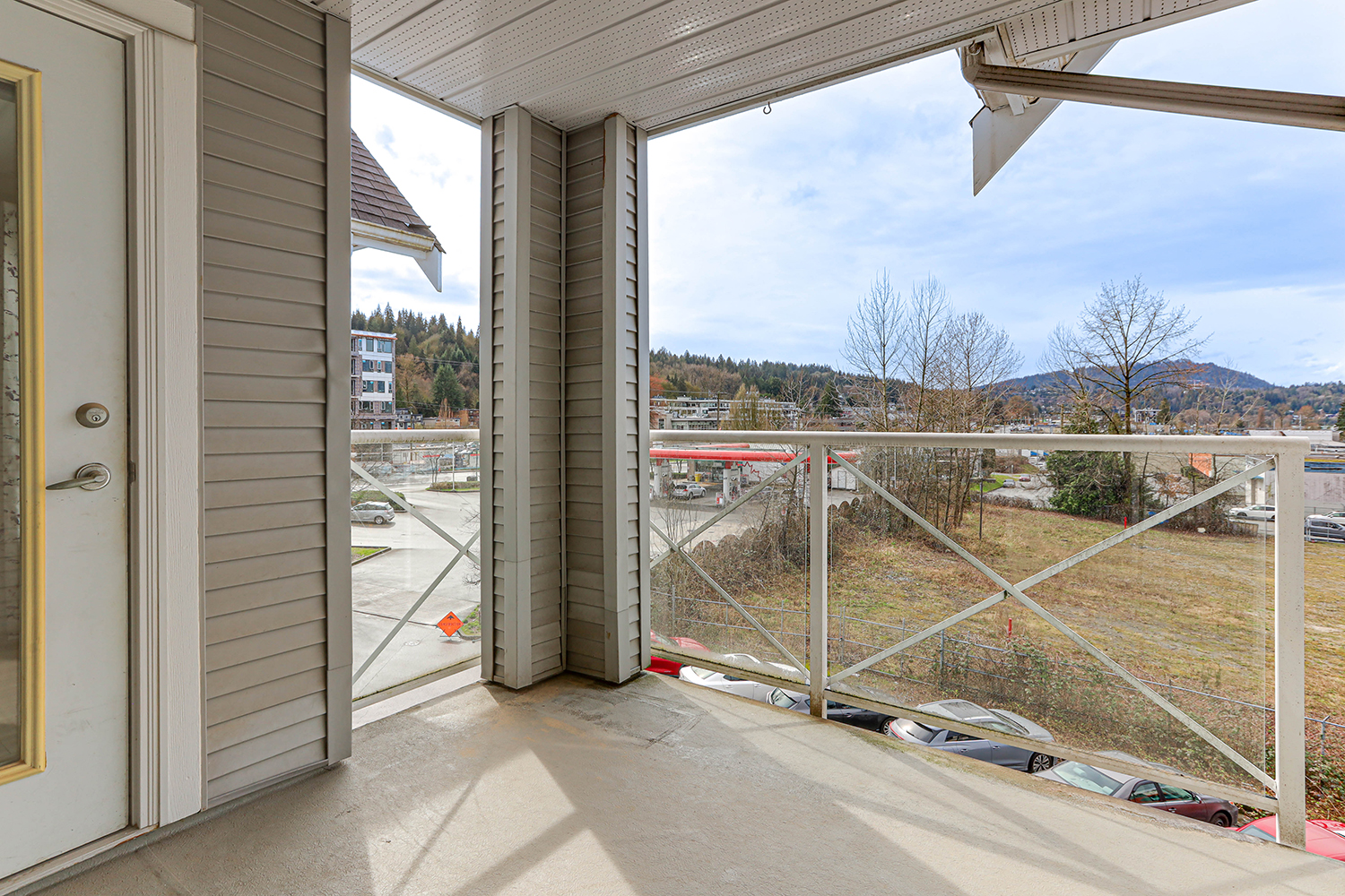 Property photo 125